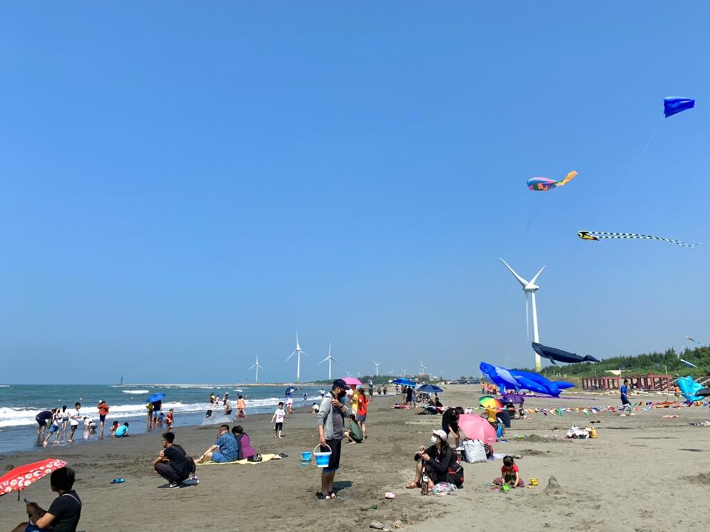 大安濱海冬季風強浪大-中市觀旅局籲注重水域遊憩安全