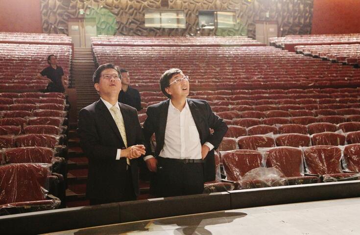 台中国家歌剧院完工倒数 林市长与伊东豊雄共同视察
