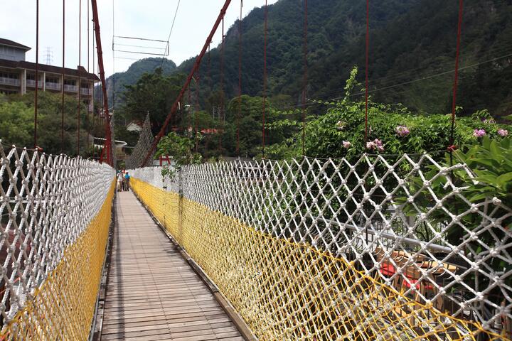 Two-Day hot spring trip to Guguan and Dakeng