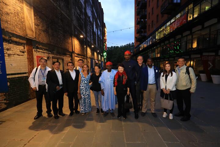 盧市長與市府團隊參訪倫敦藝術中心
