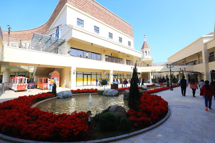 麗寶outlet-mall二期內部設計