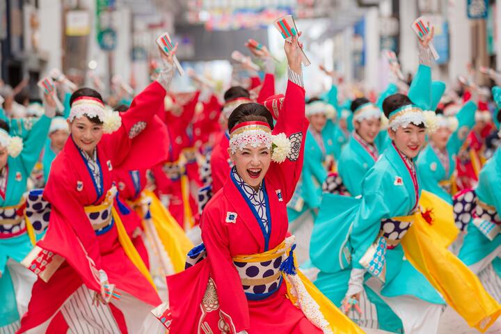 高知縣honiya-在服裝-音樂和舞步設計上具有高度可看性