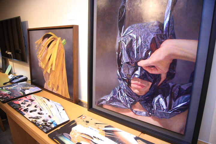 台中艺术博览会展出油画-雕塑-水彩-复合媒材等多元作品