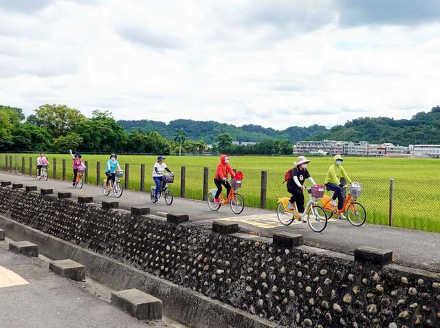 大學退休教授陳永進花近5個月騎遍霧峰區20個里