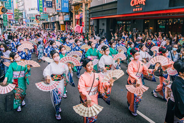 西川淑敏舞踊知家-举办全台首创第一个户外封街日式艺术祭典-铃兰通西川祭-成