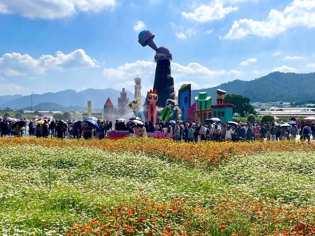 主花毯小鎮村是人氣景點_0