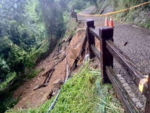 10號步道1kplus030災害情形_0