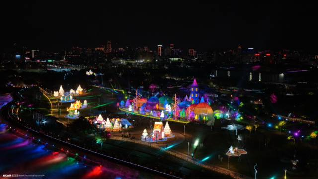 主灯 极光下的姆明谷