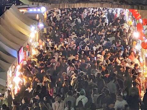 燈會市集人氣滾滾
