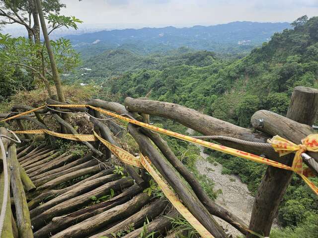 大坑3號登山步道0kplus600邊坡崩坍-步道路基掏刷