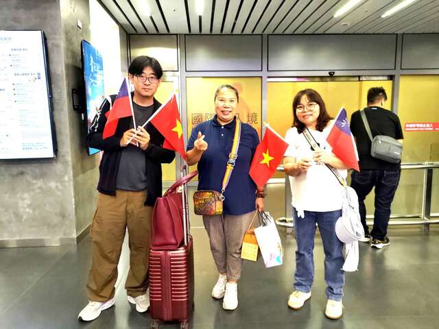 觀旅局接待越捷航空媒體
