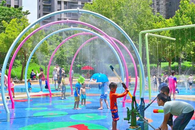 潭雅神綠園道大雅中科公園旁戲水區