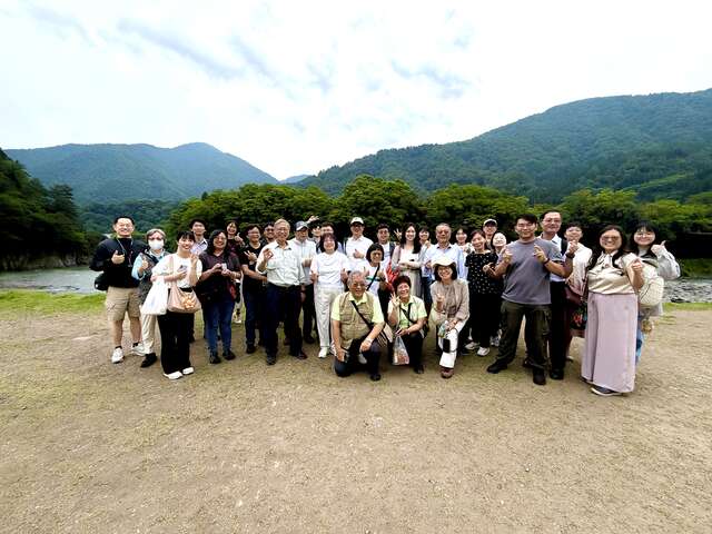 日本北陸地質公園考察團
