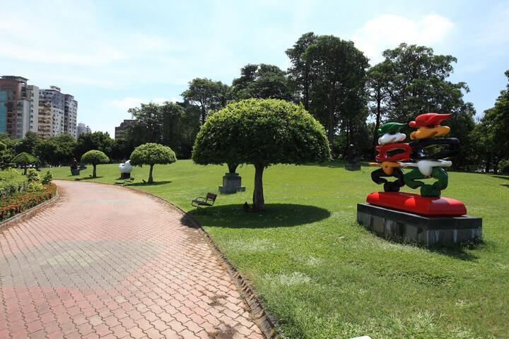 丰乐雕塑公园-树