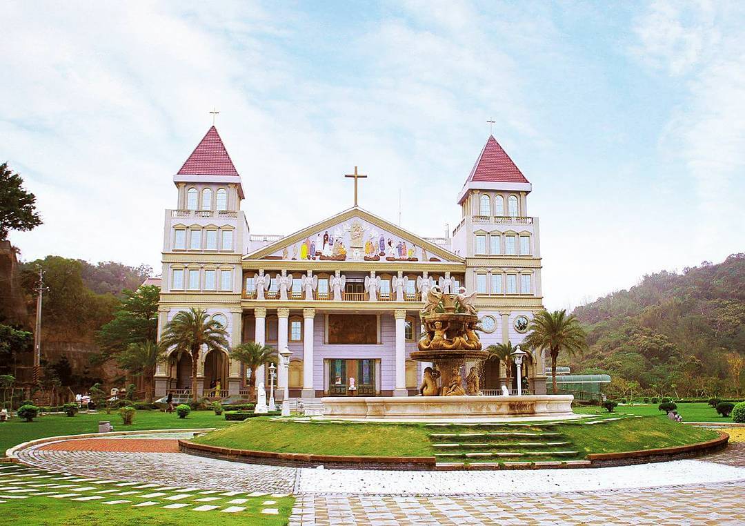 “Yuanman Church” “圓滿教堂”
Yuanman Church is situated in Wufeng, Tai...