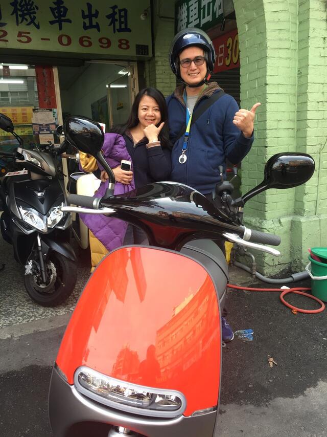 感謝雄獅旅行推薦香港朋友騎乘小紅紅台中市區二日旅遊