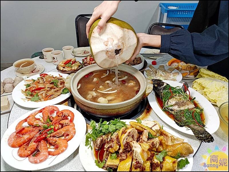 🌴椰香泰風味|台中這3間椰子系餐廳帶你秒飛曼谷✈️