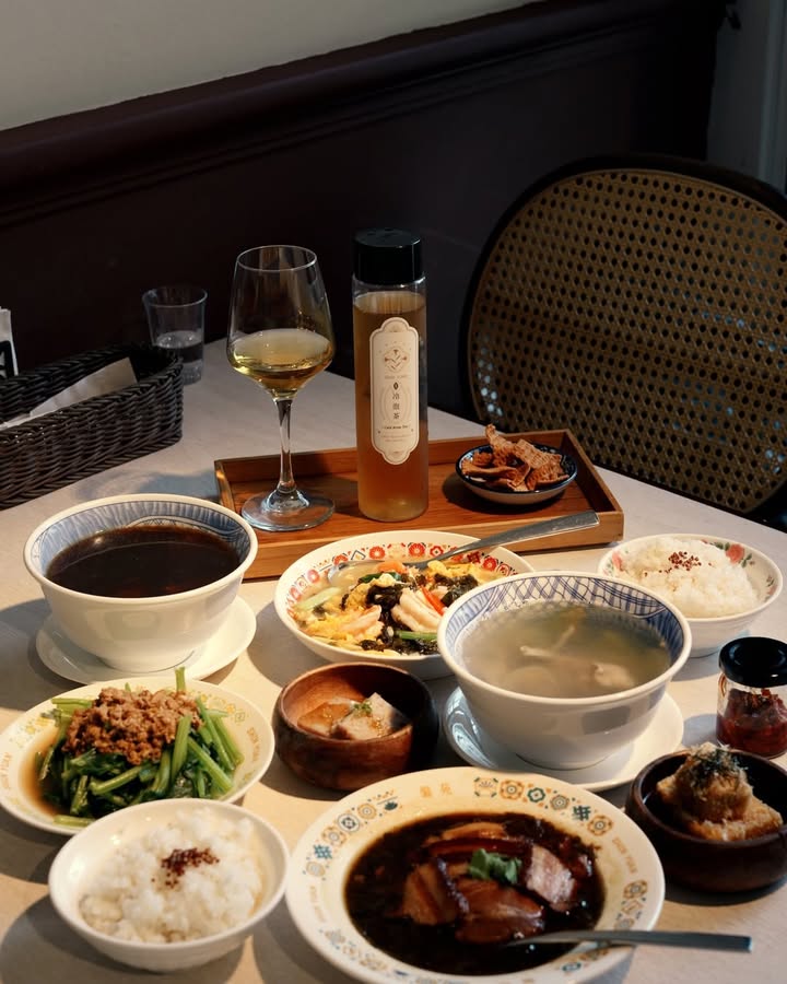 \ 台中的晚秋餐桌,用一桌美味收起11月的故事🍂 /