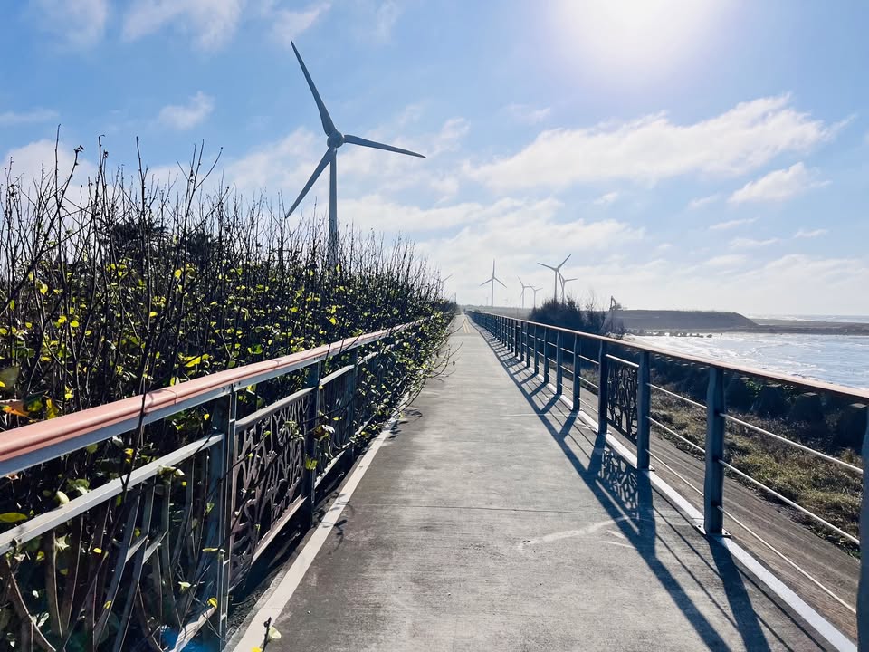 🚴‍♂️騎車看海更安心！台中濱海自行車道修繕完成🎉