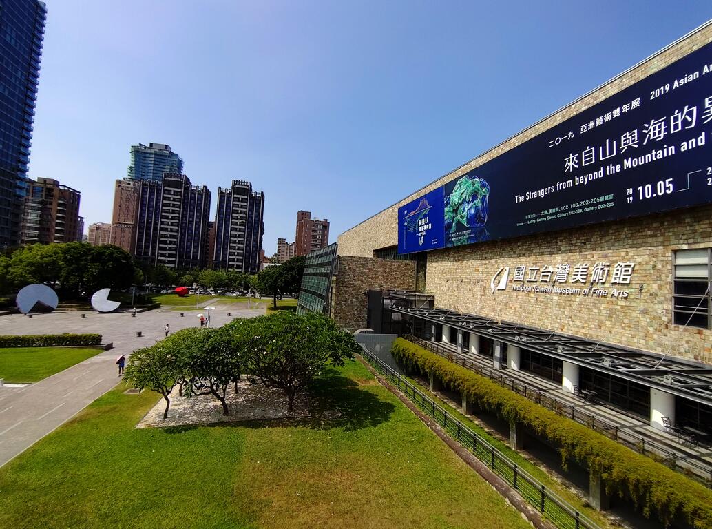 photostudio_1571144379435