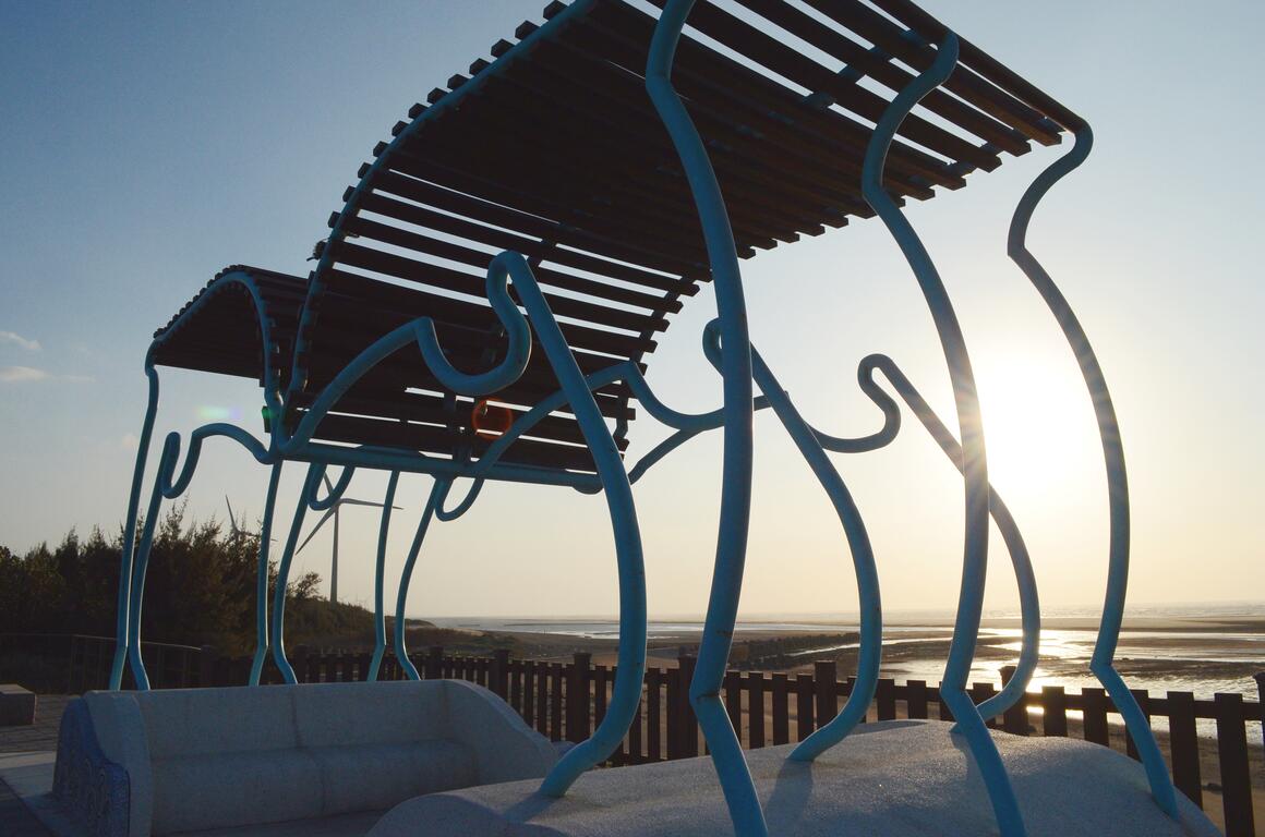 一次整理台中甲安埔景點，享受稻浪與沙灘的美好風景